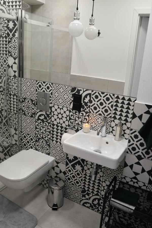 Loft Maly Apartment คอชเชียซือนา ภายนอก รูปภาพ